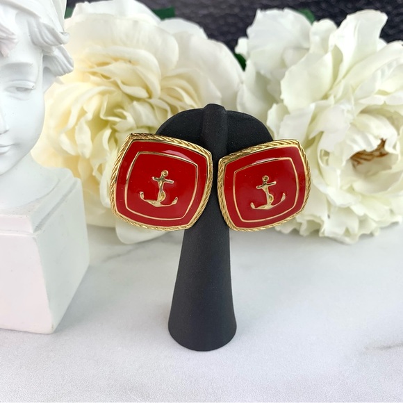 Vintage Gold Tone Anchor Sailer Red Enamel Large Square Earrings - Picture 4 of 8